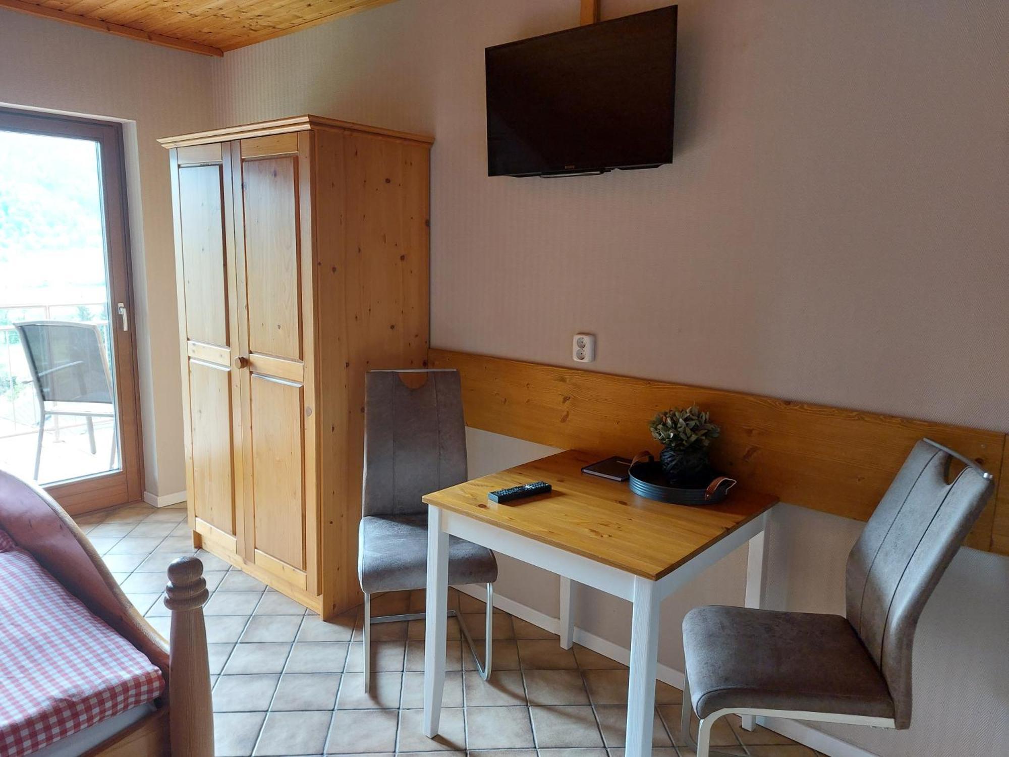 Haus Am Wald Apartment Steindorf am Ossiacher See Phòng bức ảnh